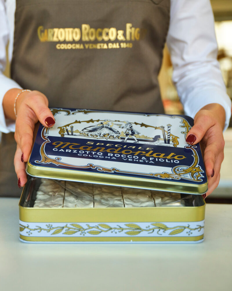 Le classiche confezioni in metallo - immagine 2
